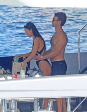 photos Nina Dobrev