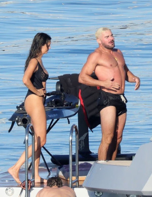 photos Nina Dobrev