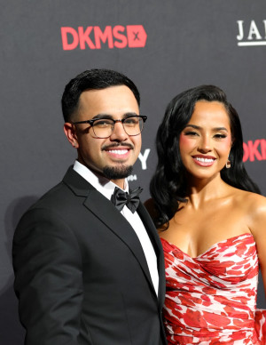 photos Becky G