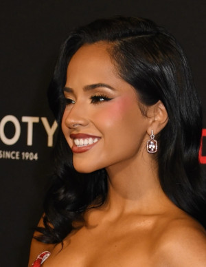 photos Becky G
