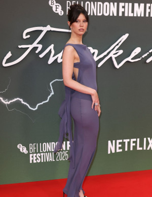 photos Mia Goth