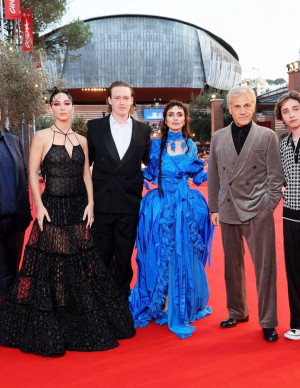 photos Matilda De Angelis