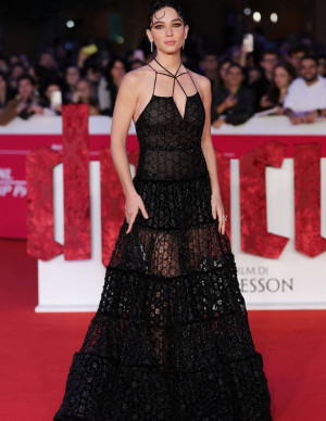 photos Matilda De Angelis