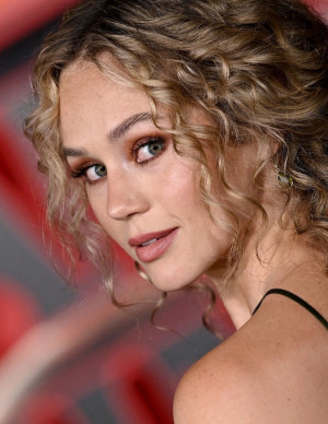 photos Brec Bassinger