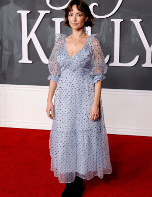 photos Milana Vayntrub