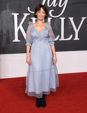 photos Milana Vayntrub