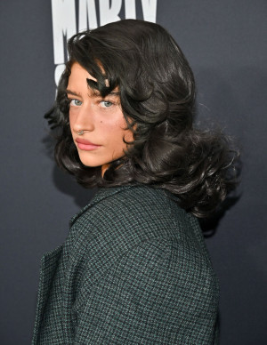 photos Odessa A'zion