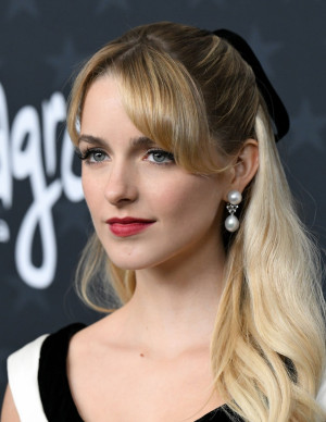 photos Mckenna Grace