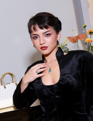 photos Isabela Merced