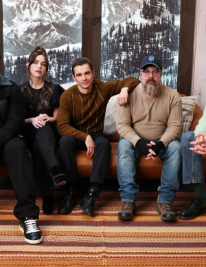 photos Kiernan Shipka