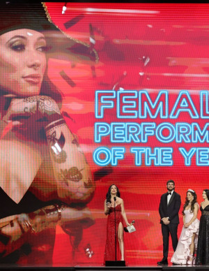 photos Jennifer White