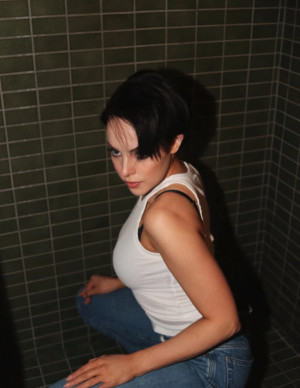 photos Elizabeth Gillies