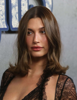 photos Hailey Bieber