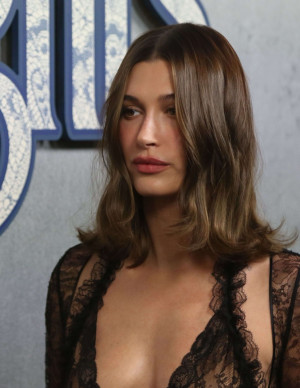 photos Hailey Bieber