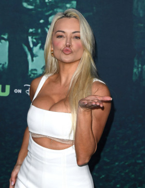photos Lindsey Pelas