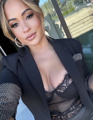 Kayla Braxton